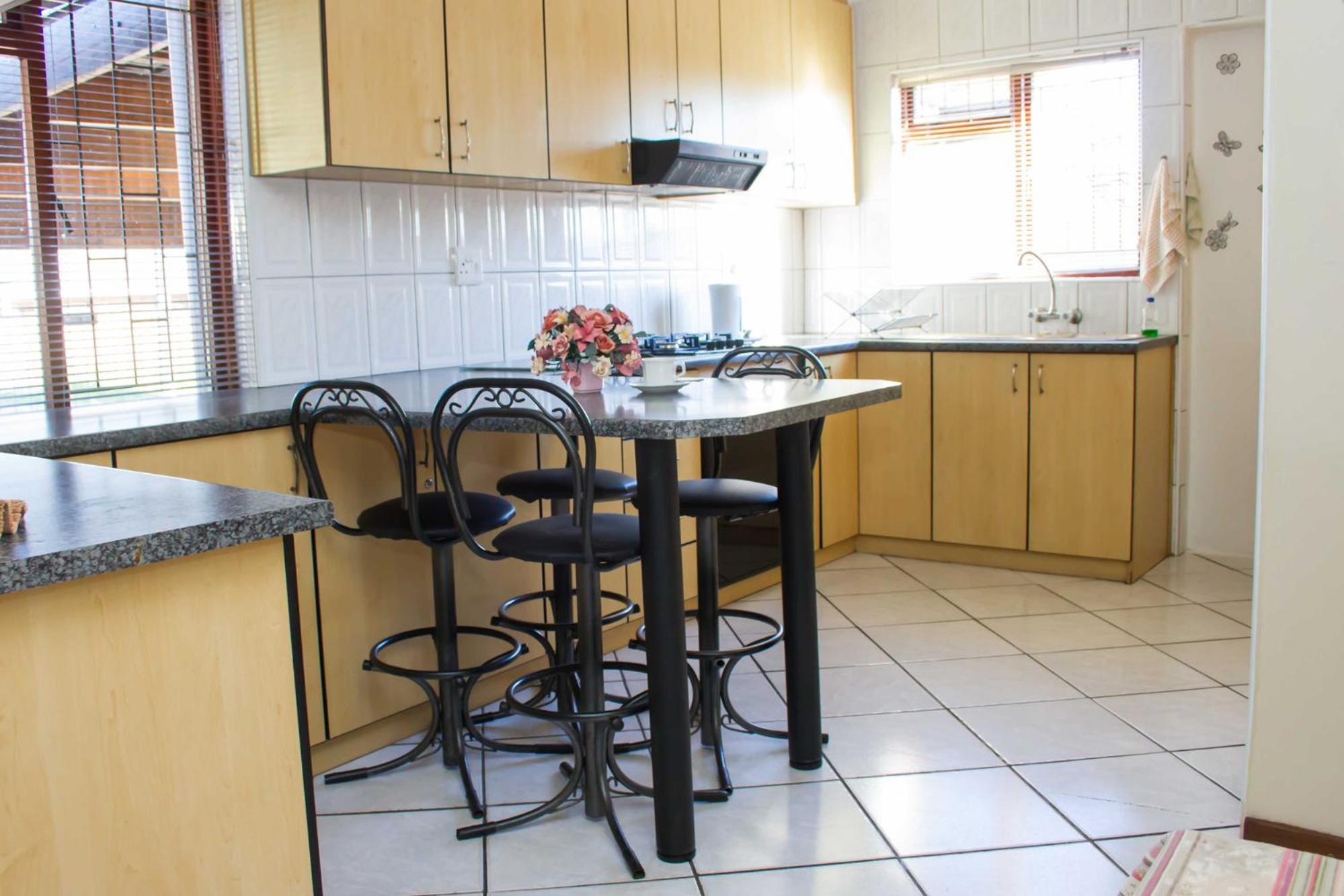 De Helling Self Catering Bed & Breakfast Brackenfell Bagian luar foto