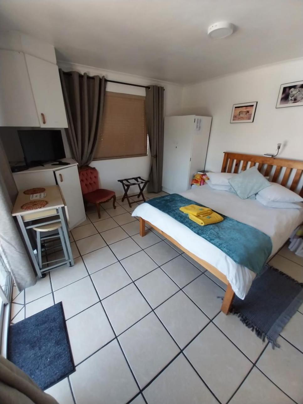 De Helling Self Catering Bed & Breakfast Brackenfell Bagian luar foto